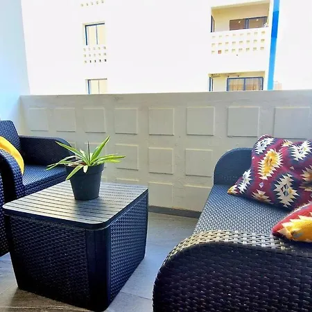 Cosy Flat A Few Steps Away From The Beach *